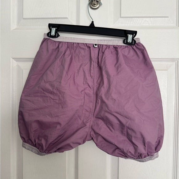 Bulletpointe Reversible Warm Up Shorts - Picture 3 of 5